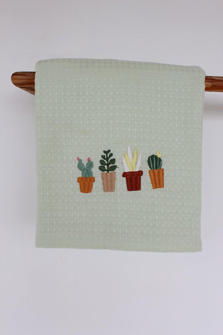 Adult bath towels with embroidery - Green cactus
