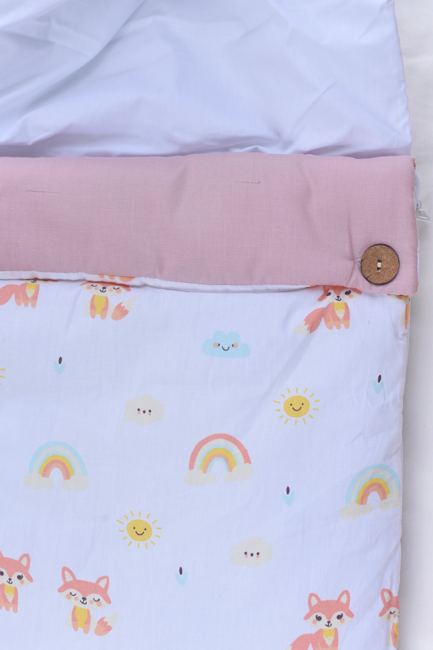 Baby Carrier Nest ,Carrying Nest Bag Portable Travelling Bed for 0-4 Months- Fox & rainbows