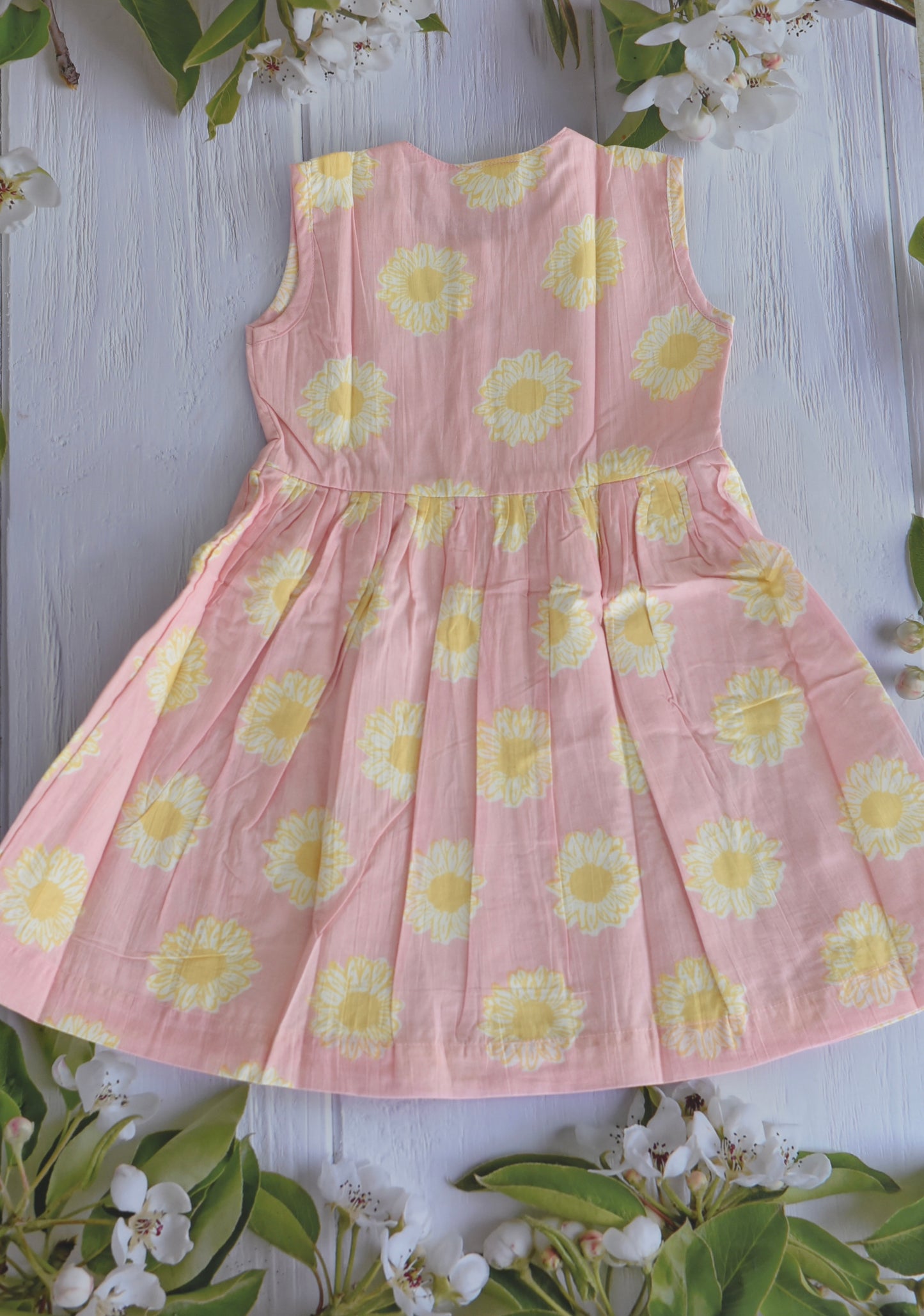 Casual Sleeveless frocks for kids