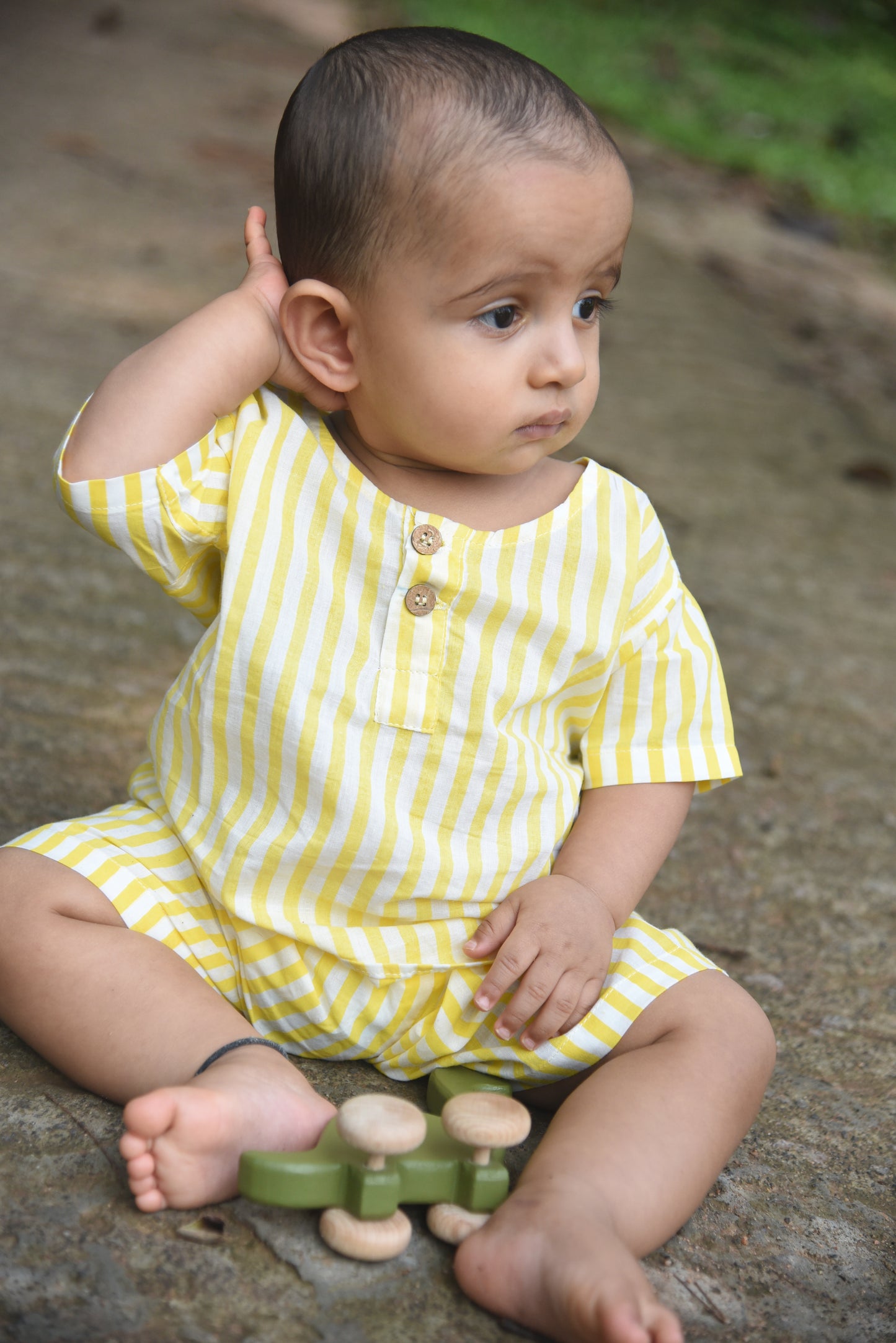 Unisex Kids hand block co-ord sets- Yellow stripes