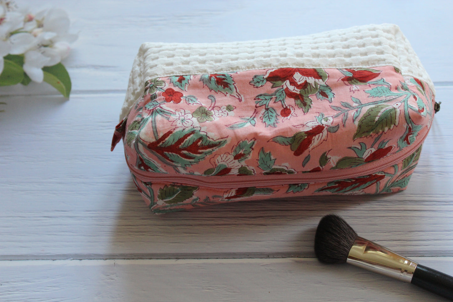 Travel pouch- Floral