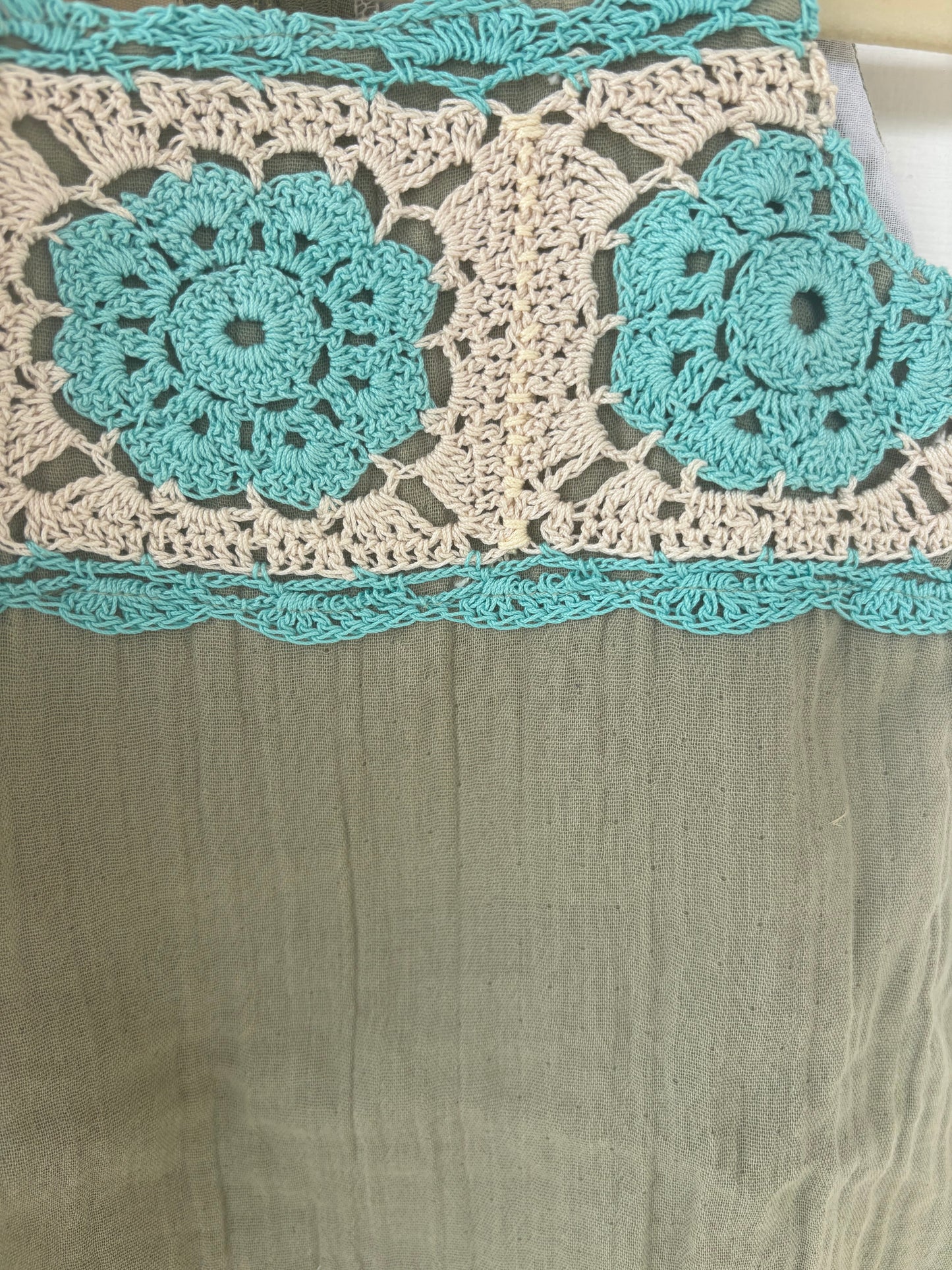 A line Muslin Crochet- Green