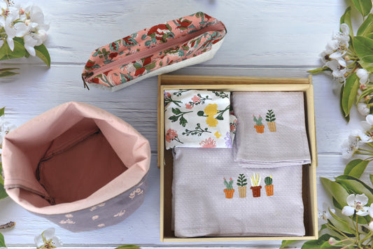 Mom combo / Gift set for Mom, Mom to be, New mom-The Nurture Kit