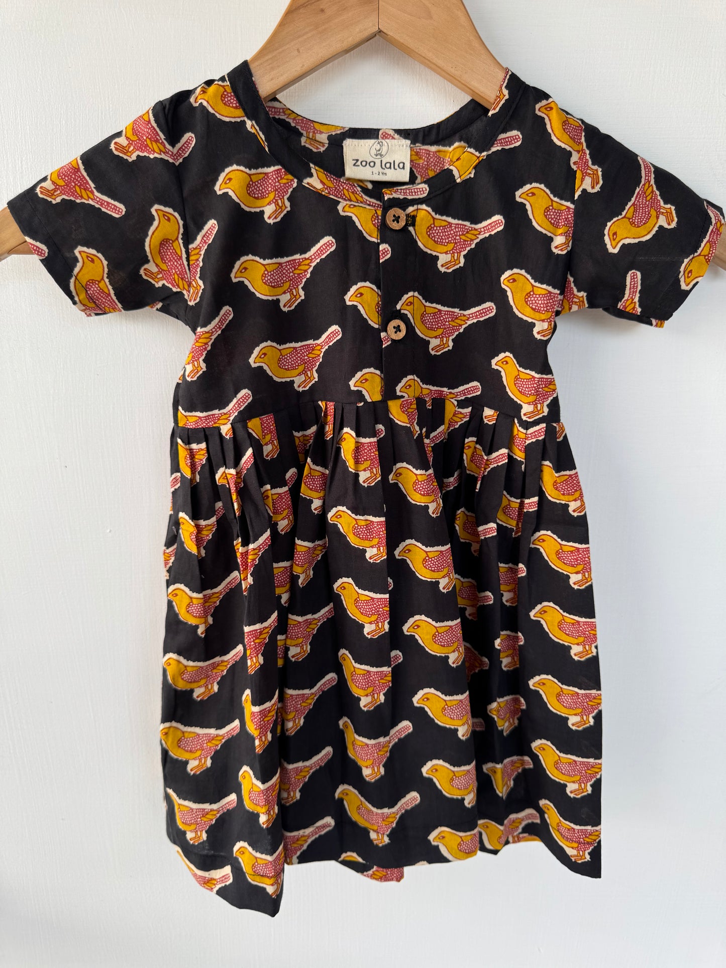 Half sleeves pleated frock - Bird