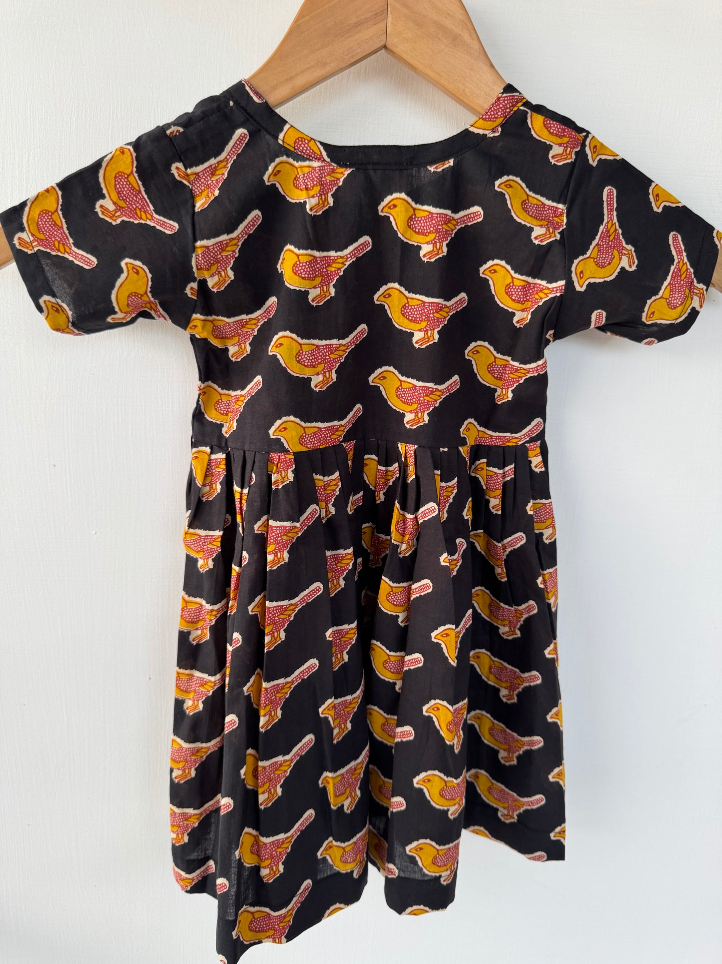 Half sleeves pleated frock - Bird