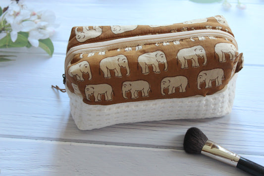 Travel pouch- Elephant