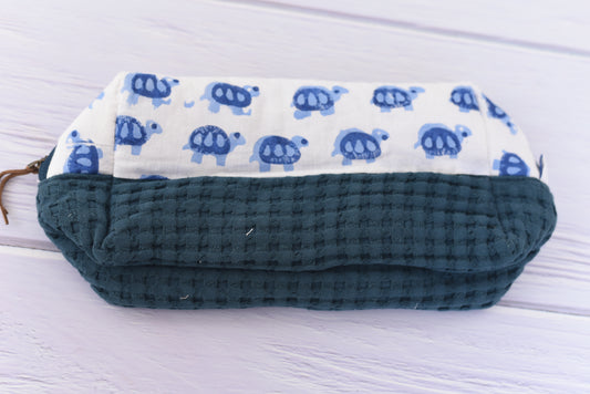 Travel pouch- Blue tortoise